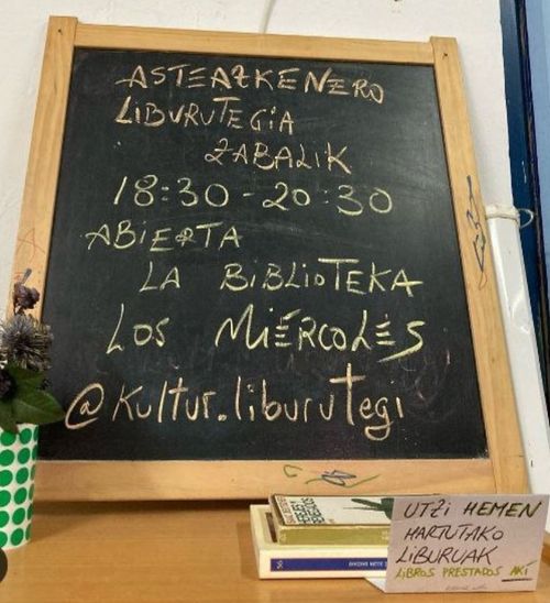 LIBURUTEGIA