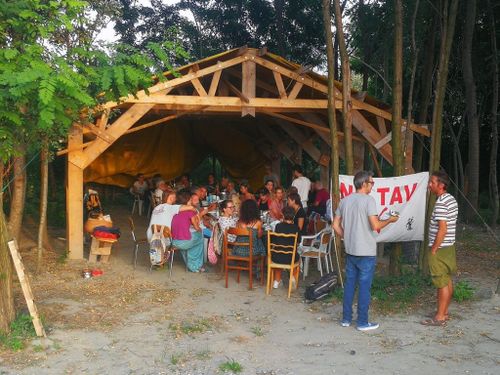 Apericena condiviso a San Didero